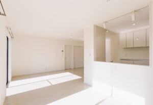 ホワイト一色のシンプルなLDK