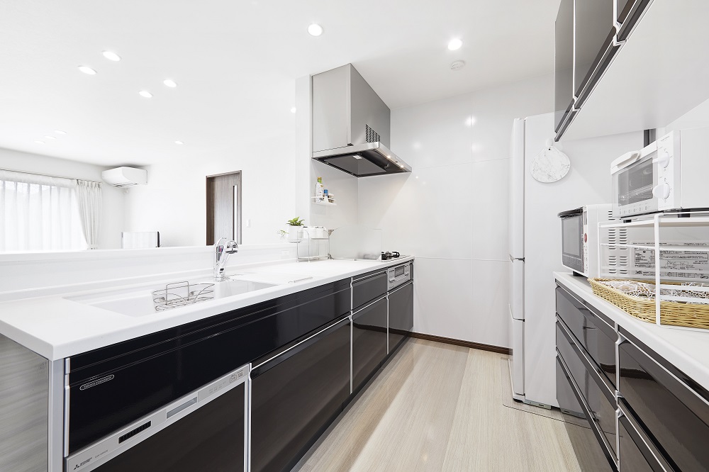 モダンなキッチンカウンター