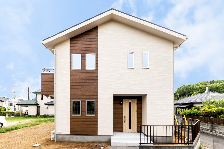 木と太陽から温もりを造りだすエコロジー住宅