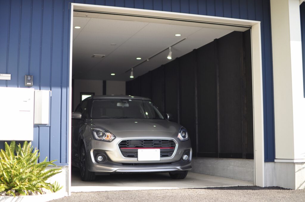 ビルトインガレージの新築を検討している人の画像